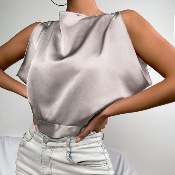 Boho silver Grey Cut out Back Satin Crop Top - Picture 5 of 12